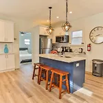 Bright Renovated 4Br 2Ba Atlantic City House Steps From Boardwalk