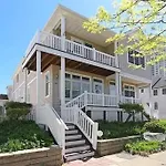 Seaside Serenity Ac-Beautiful Ocean View Home -3 Bed 2 Bath