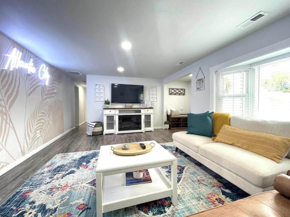 Holiday home 5 Min To Borgata Coastal Large Patio-deck