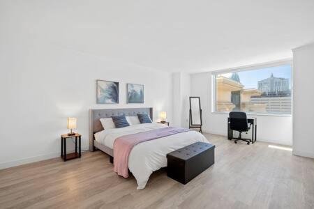 Cozysuites At Showboat Bold 2br 3ba Beachfront *
