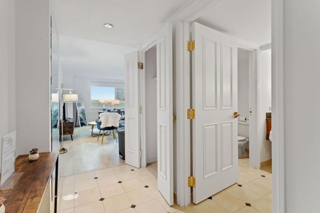 Sleep 6 Bold 1br 2ba Beachfront By Cozysuites Atlantic City
