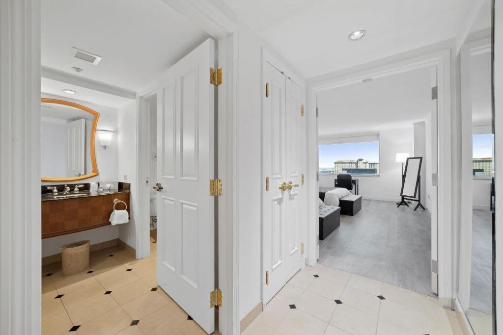 Apartment Cozysuites Beachfront 2br 3ba Atlantic City