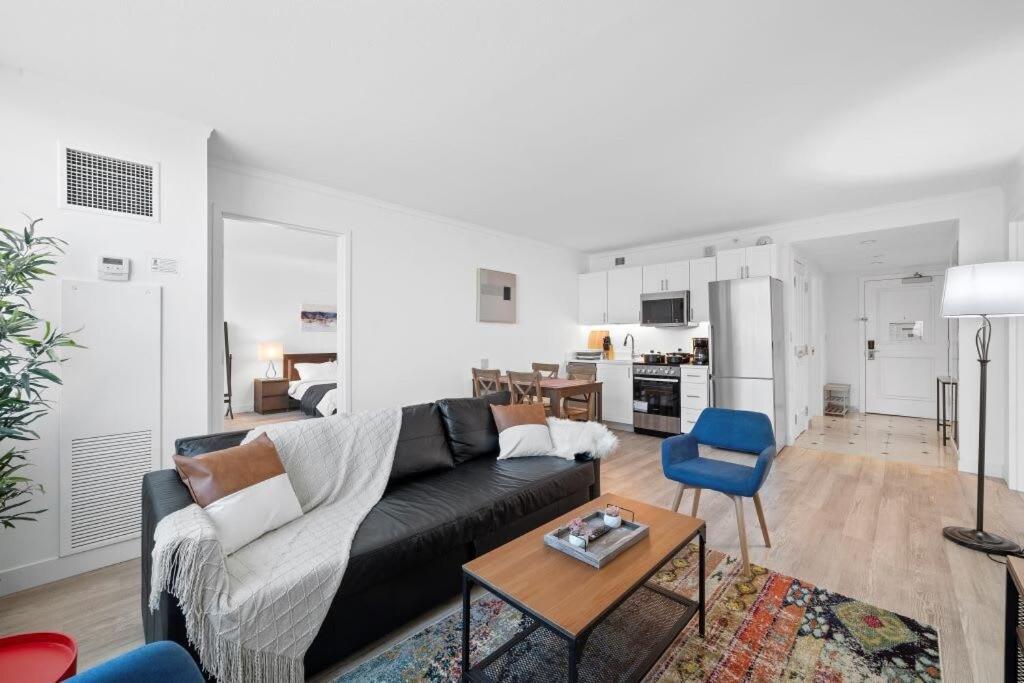 Cozysuites Beachfront 2br 3ba *