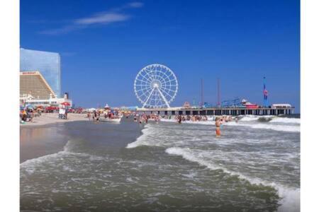 Apartment Cozysuites At Showboat Bold 2br 3ba Beachfront Atlantic City