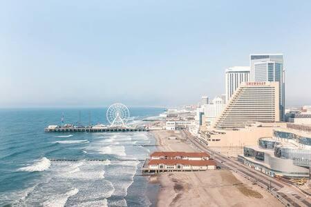 Cozysuites At Showboat Bold 2br 3ba Beachfront Apartment Atlantic City