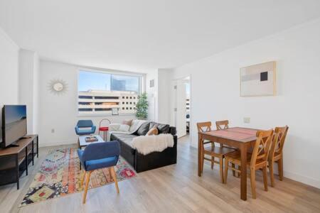 Apartment Cozysuites At Showboat Bold 2br 3ba Beachfront *