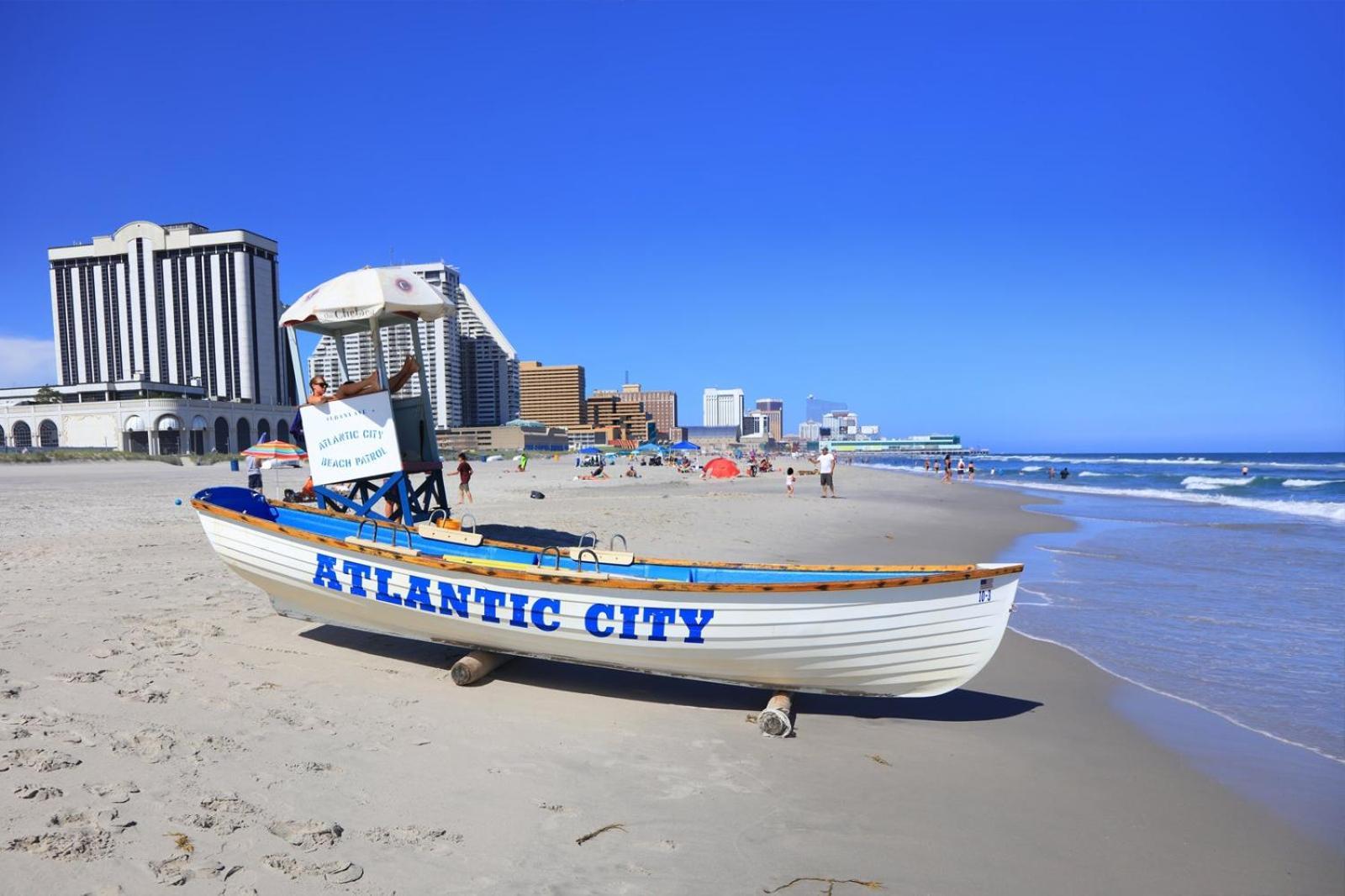 Balcony View, Updated Interior, Close To The Beach! Atlantic City
