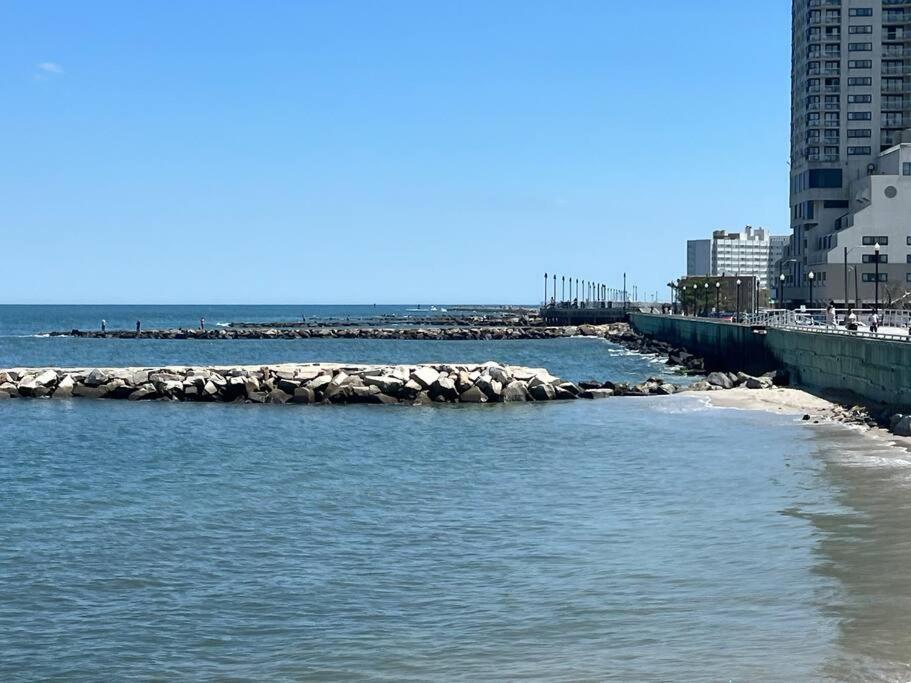 Villa Seaside Serenity Ac-beautiful Ocean View -3 Bed 2 Bath