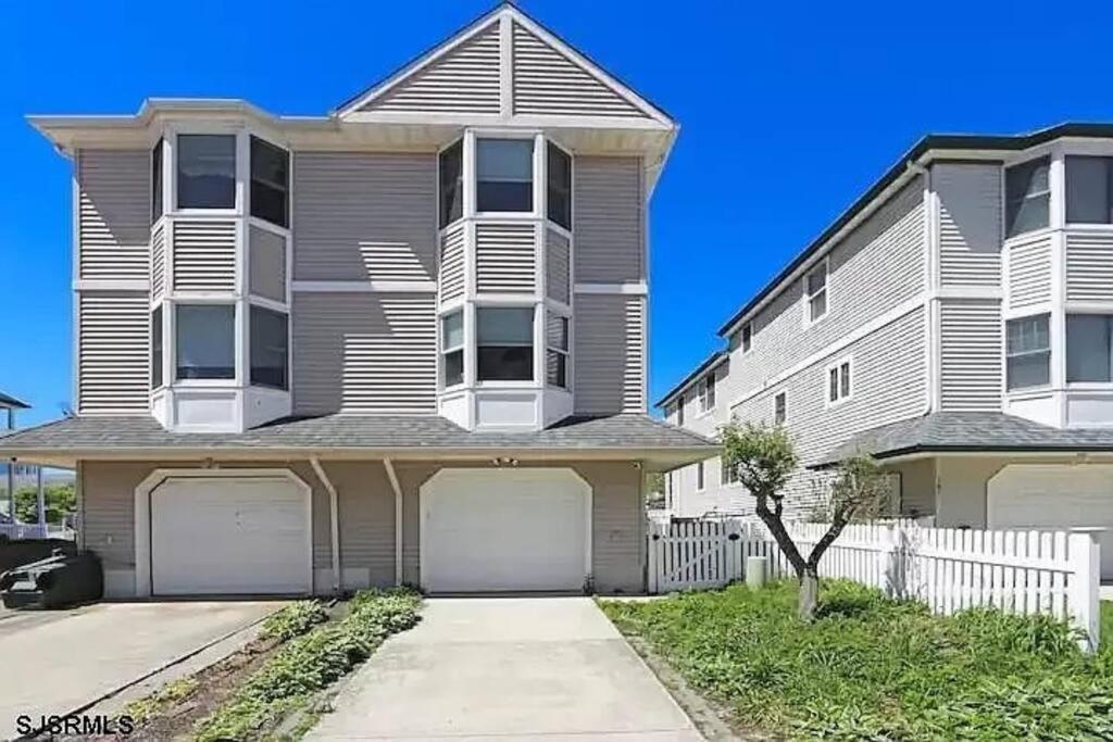 Villa Seaside Serenity Ac-beautiful Ocean View -3 Bed 2 Bath Atlantic City