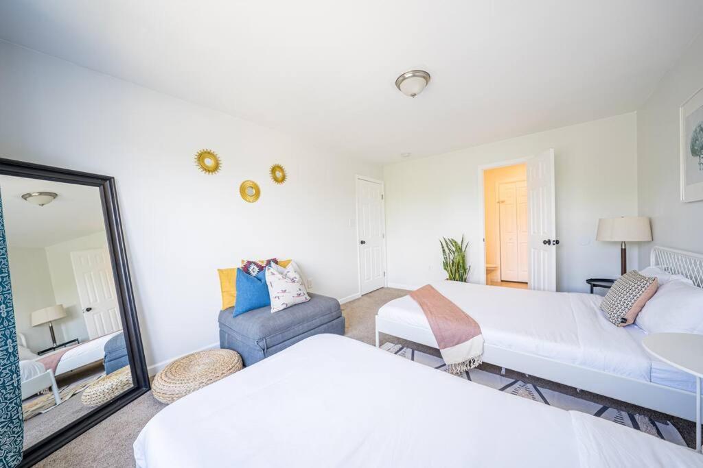 3br 2ba Near Hard Rock Ocean Holiday home *