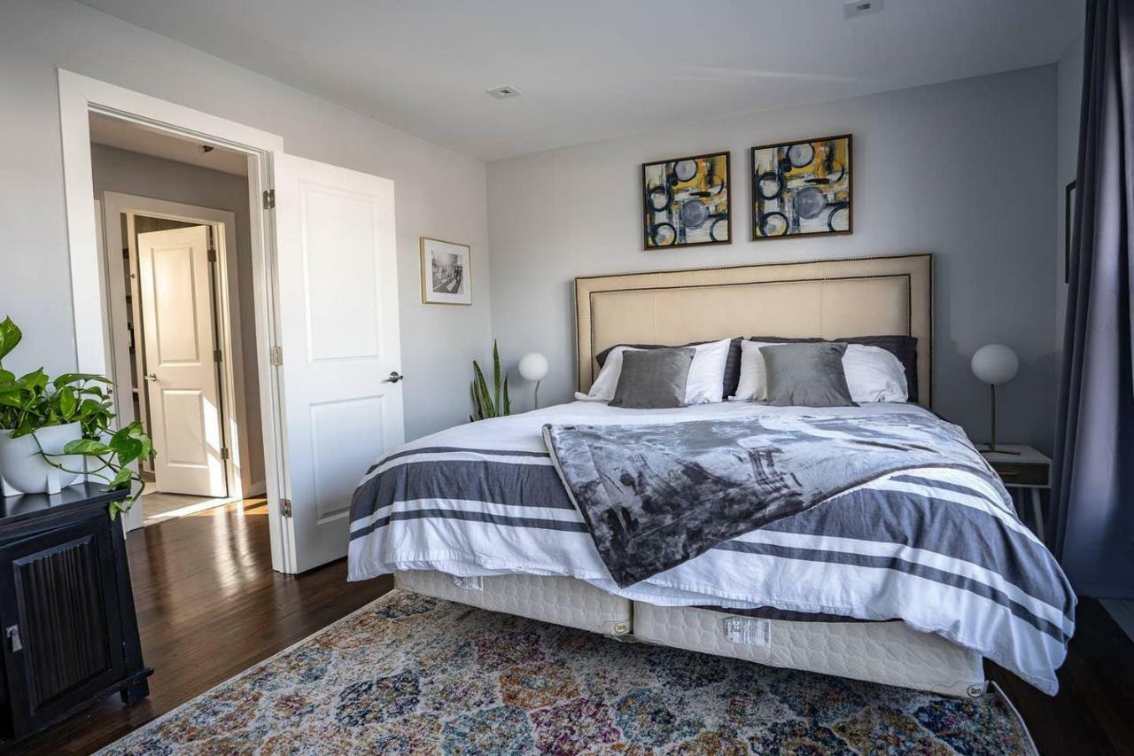 Holiday home Modern Luxury Family Getaway Near Casinos