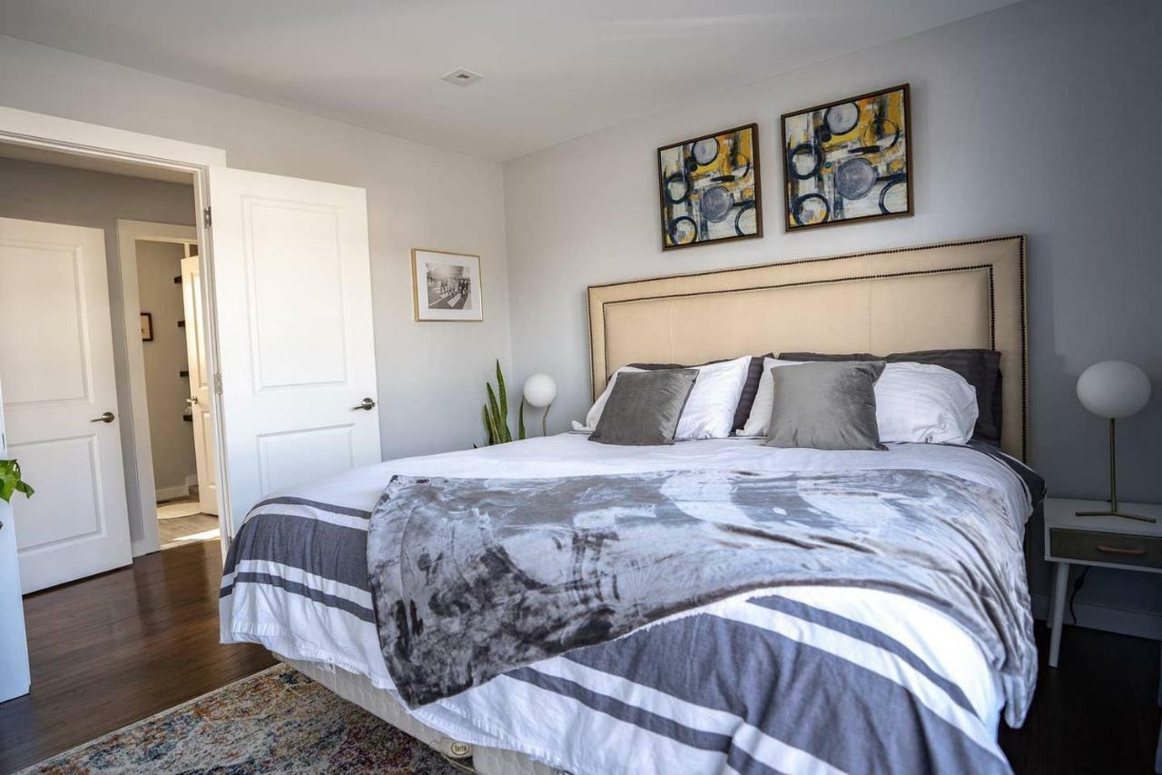 Holiday home Modern Luxury Family Getaway Near Casinos *