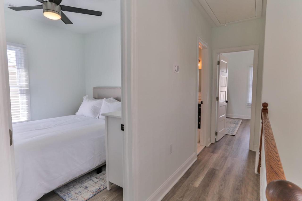 Bright Renovated 4br 2ba Atlantic House Steps From Boardwalk