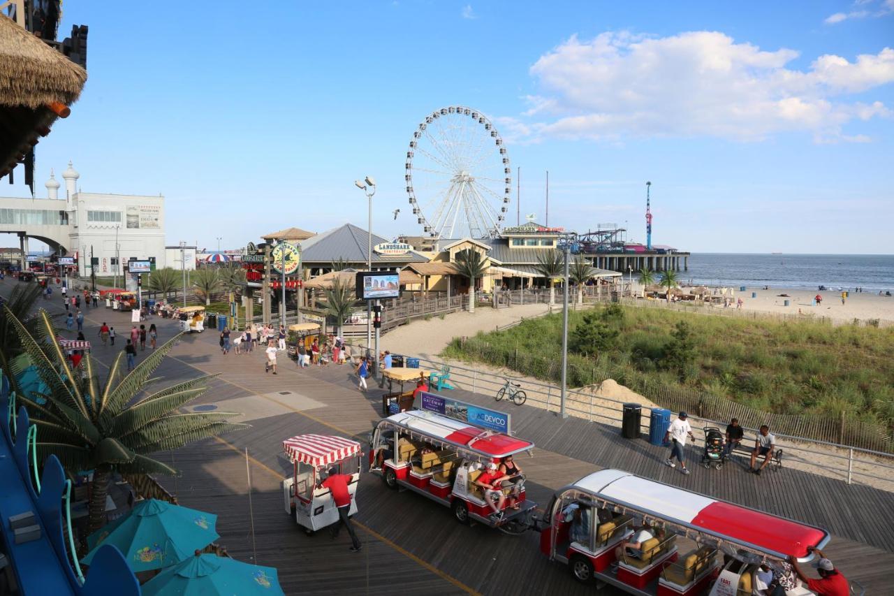 The Lucky House, The Popular House In Atlantic City! Wow! Atlantic City